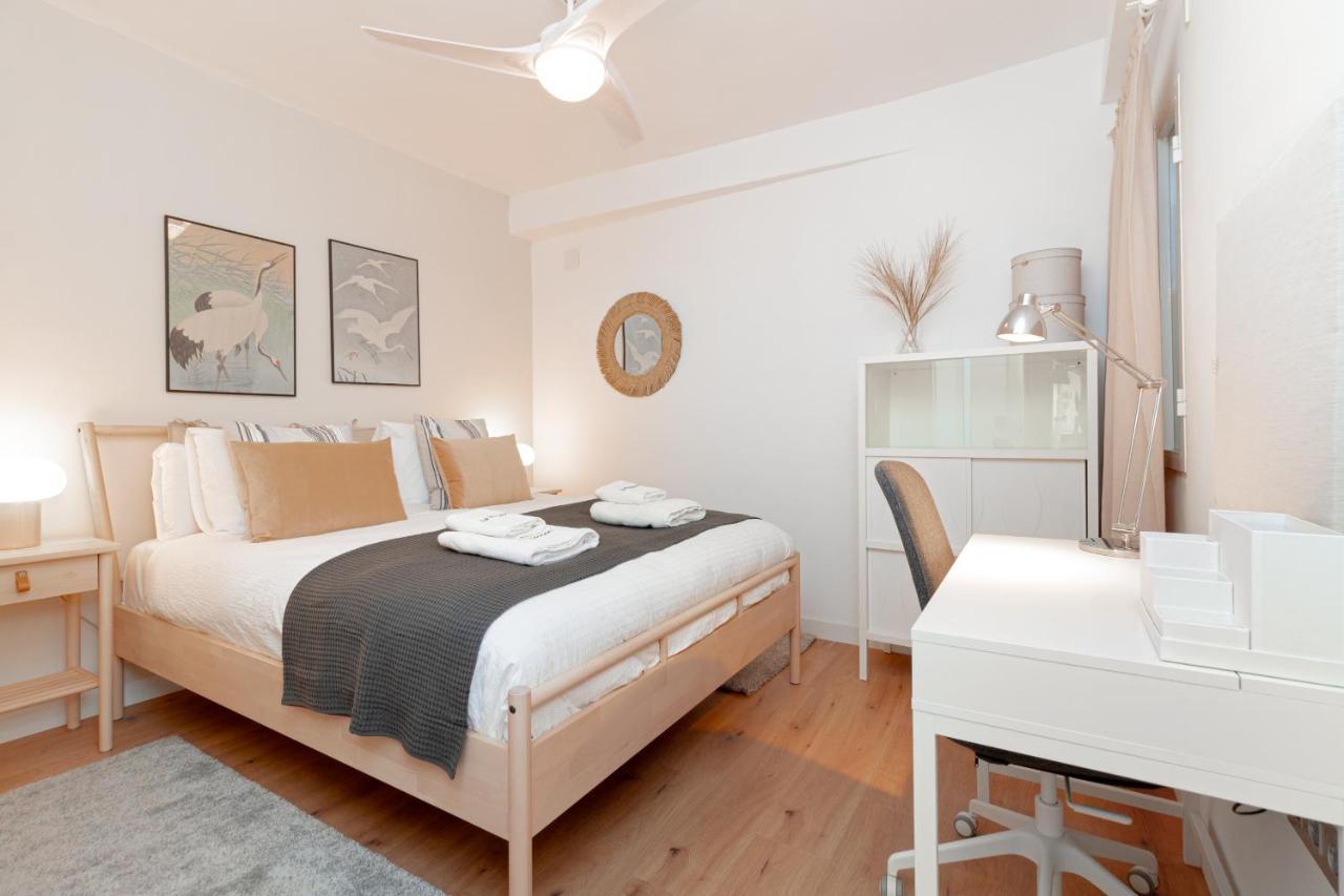 C24 Fantastic 4 Bedroom With Terrace มาลากา ภายนอก รูปภาพ