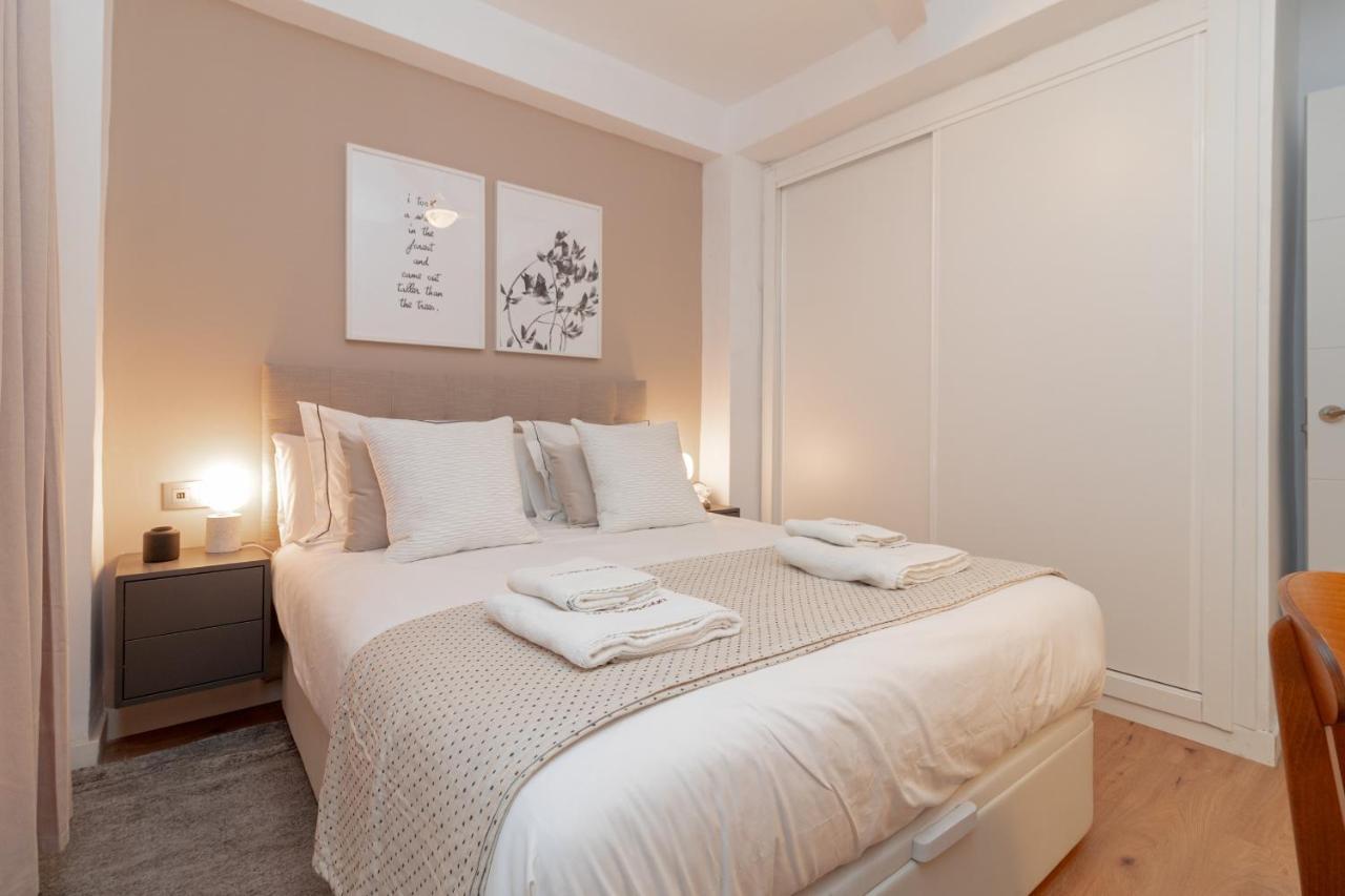 C24 Fantastic 4 Bedroom With Terrace มาลากา ภายนอก รูปภาพ
