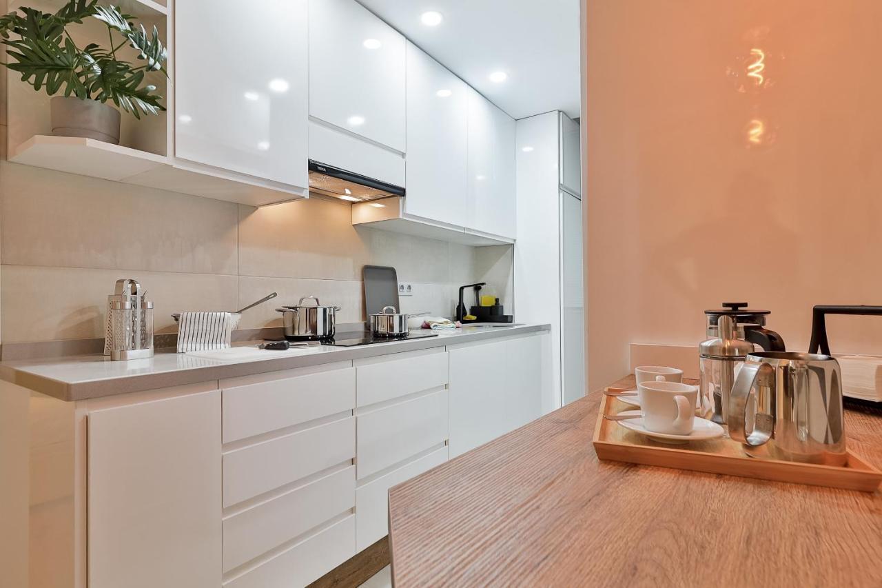 C24 Fantastic 4 Bedroom With Terrace มาลากา ภายนอก รูปภาพ
